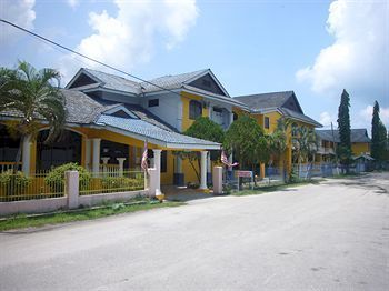 Hji Residensi Hotel Kuah Exterior photo